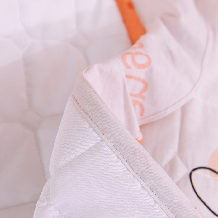 91家纺网 家纺一手货源 找家纺 甜之梦家纺 2025新款全棉夹棉防滑抗菌花边款床盖 心想事橙