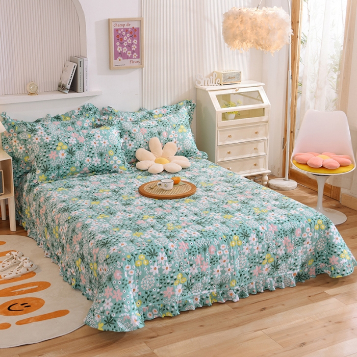 91家纺网 家纺一手货源 找家纺 甜之梦家纺 2025新款全棉夹棉防滑抗菌花边款床盖雨霖铃-绿