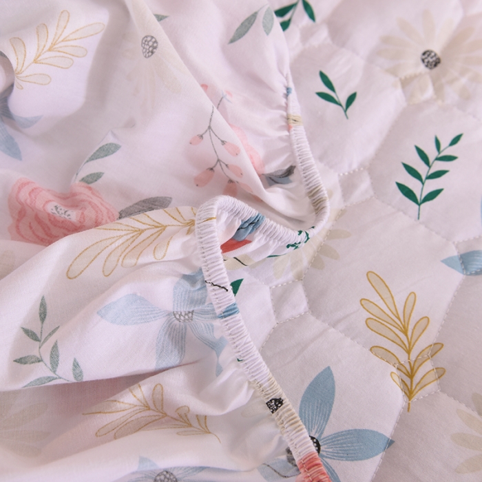 91家纺网 家纺一手货源 找家纺 甜之梦家纺 2025新款全棉夹棉防滑抗菌床笠 粉红佳人