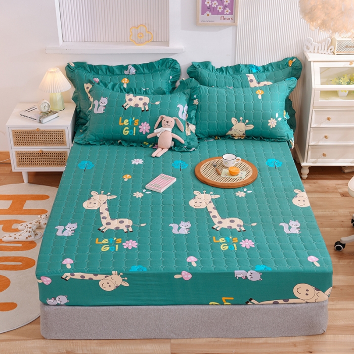 91家纺网 家纺一手货源 找家纺 甜之梦家纺 2025新款全棉夹棉防滑抗菌床笠 小鹿精灵绿