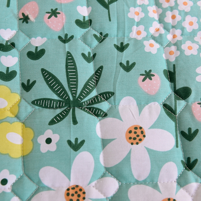 91家纺网 家纺一手货源 找家纺 甜之梦家纺 2025新款全棉夹棉防滑抗菌床笠 雨霖铃绿