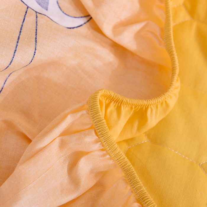 91家纺网 家纺一手货源 找家纺 甜之梦家纺 2025新款全棉夹棉防滑抗菌床笠 长颈鹿多多