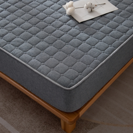 91家纺网 家纺一手货源 找家纺 （总）卡伦 2025全棉色织水洗棉夹棉床笠席梦思保护套22色