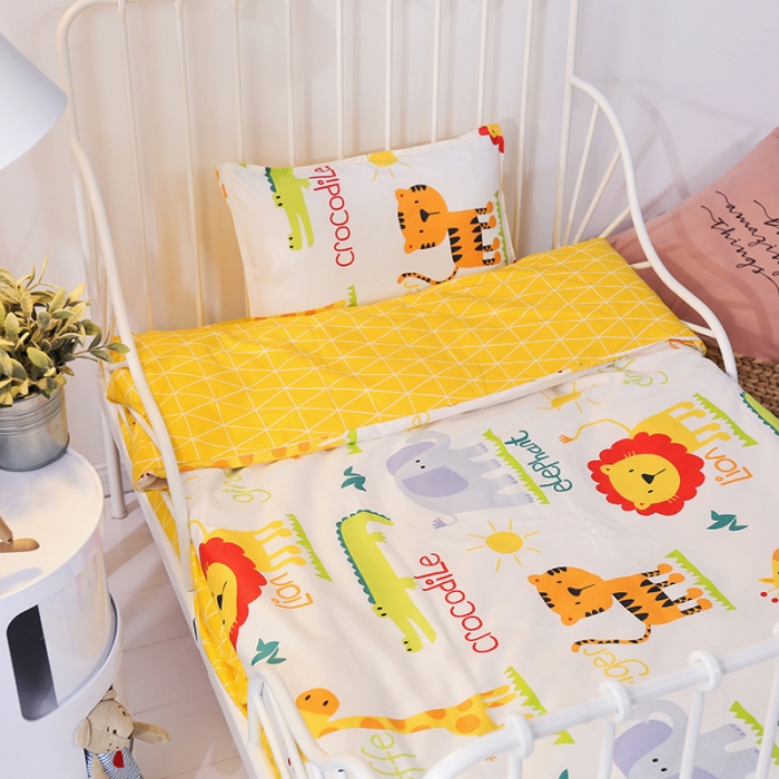 91家纺网 家纺一手货源 找家纺 鱼宝 2021新款AB版全棉婴童套件 动物乐园