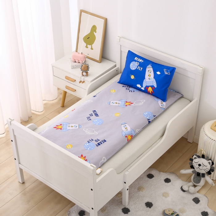 91家纺网 家纺一手货源 找家纺 鱼宝 2021新款AB版全棉婴童套件 星空火箭