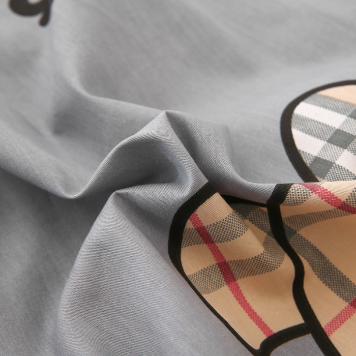 91家纺网 家纺一手货源 找家纺 鱼宝 2021新款AB版全棉婴童套件 英伦小熊 灰