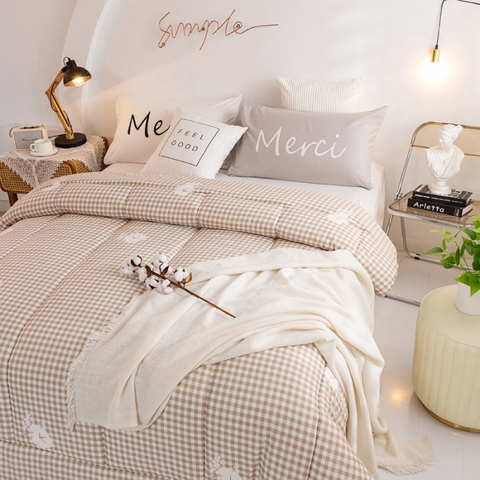 91家纺网 家纺一手货源 找家纺 首爱 2025新款纱布棉花被芯冬被春秋被子被芯 格子咖