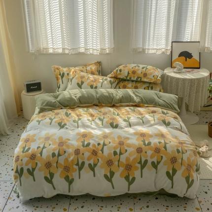 91家纺网 家纺一手货源 找家纺 百寐 2021新款牛奶绒印花四件套 向日葵