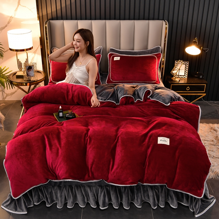 91家纺网 家纺一手货源 找家纺 牵梦萦纯色加厚牛奶绒法莱绒四件套秋冬季加绒床裙款 酒红+深灰