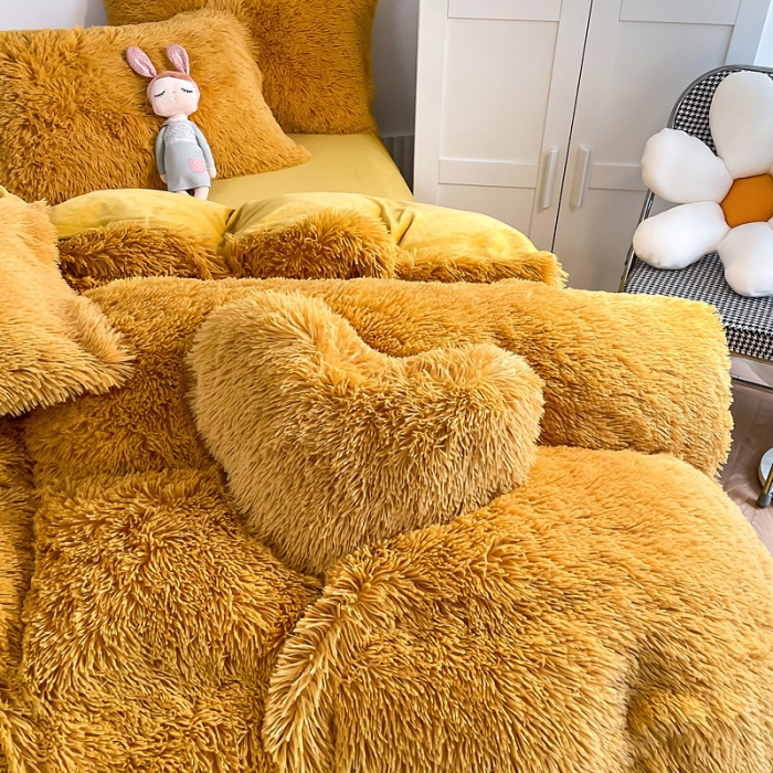 91家纺网 家纺一手货源 找家纺 邦妮 2024新款云貂绒纯色四件套 姜黄