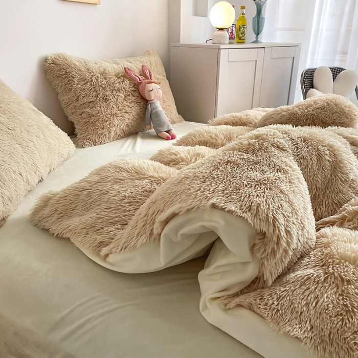 91家纺网 家纺一手货源 找家纺 邦妮 2024新款云貂绒纯色四件套 卡其