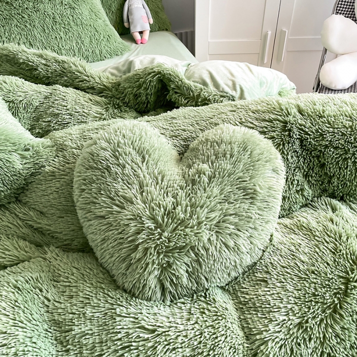 91家纺网 家纺一手货源 找家纺 邦妮 2024新款云貂绒纯色四件套 牛油果绿