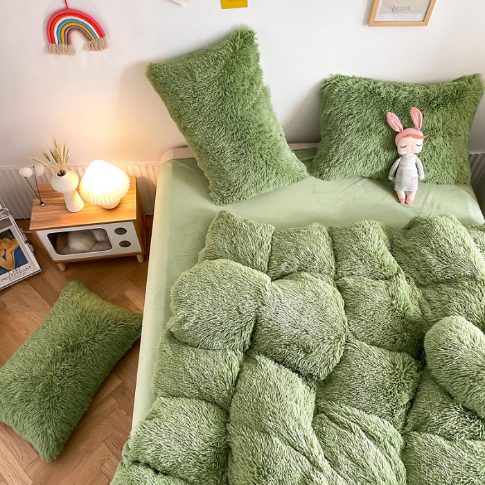 91家纺网 家纺一手货源 找家纺 邦妮 2024新款云貂绒纯色四件套 牛油果绿