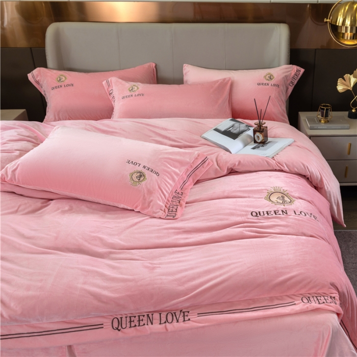 91家纺网 家纺一手货源 找家纺 福丽莱 宝宝绒刺绣四件套-浪漫风情 玉色