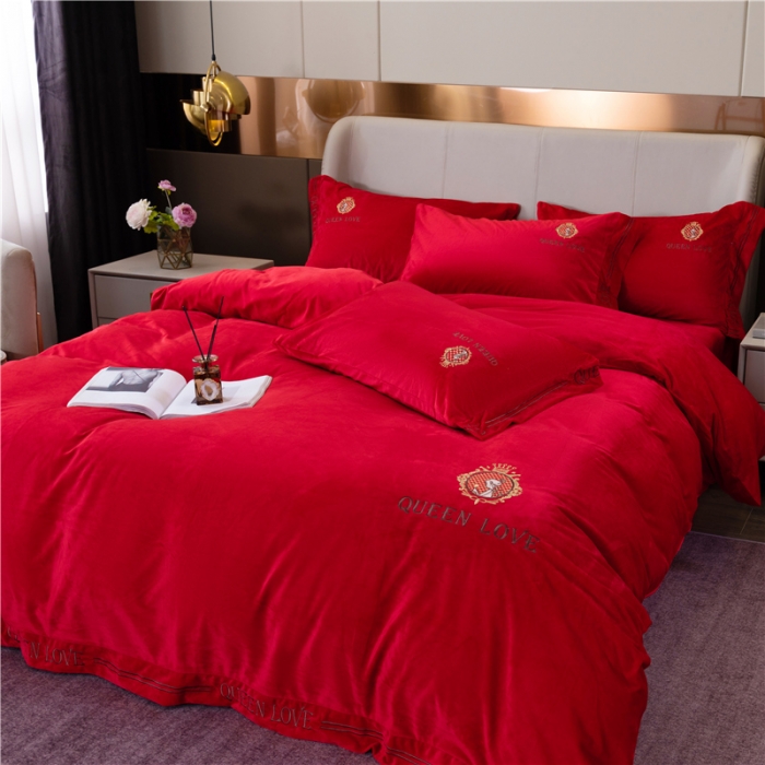 91家纺网 家纺一手货源 找家纺 福丽莱 宝宝绒刺绣四件套-浪漫风情 大红