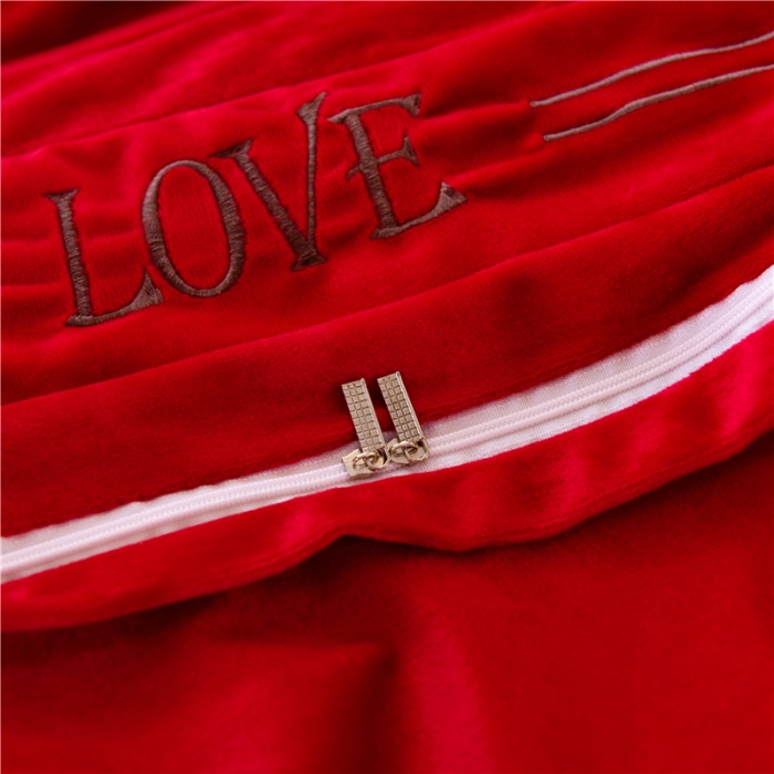 91家纺网 家纺一手货源 找家纺 福丽莱 宝宝绒刺绣四件套-浪漫风情 大红