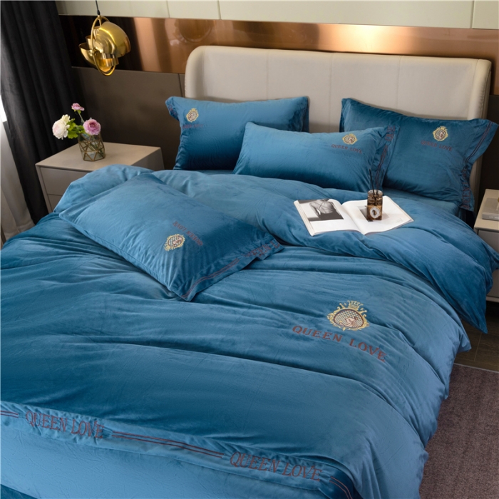 91家纺网 家纺一手货源 找家纺 福丽莱 宝宝绒刺绣四件套-浪漫风情 绅士蓝