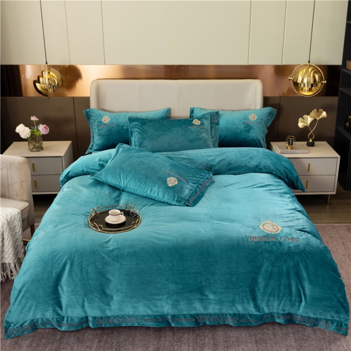 91家纺网 家纺一手货源 找家纺 福丽莱 宝宝绒刺绣四件套-浪漫风情 宾利蓝