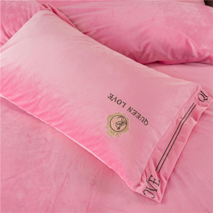 91家纺网 家纺一手货源 找家纺 福丽莱 宝宝绒刺绣四件套-浪漫风情 粉红