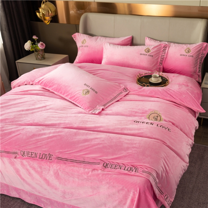 91家纺网 家纺一手货源 找家纺 福丽莱 宝宝绒刺绣四件套-浪漫风情 粉红