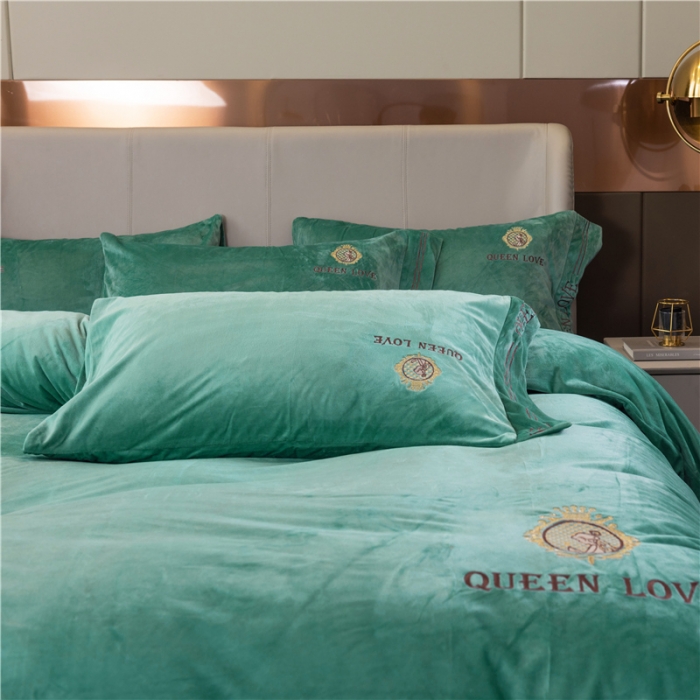 91家纺网 家纺一手货源 找家纺 福丽莱 宝宝绒刺绣四件套-浪漫风情 抹茶绿