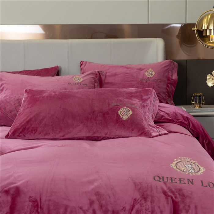 91家纺网 家纺一手货源 找家纺 福丽莱 宝宝绒刺绣四件套-浪漫风情 豆沙