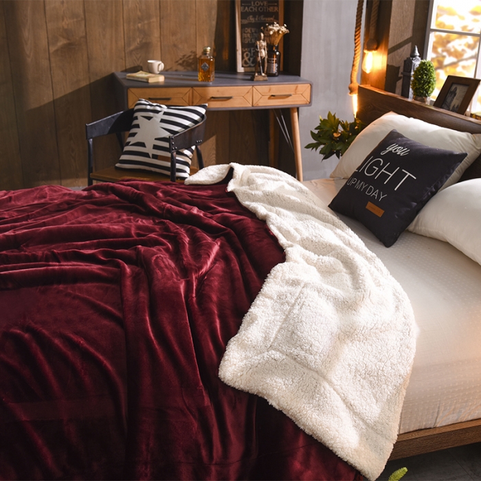 91家纺网 家纺一手货源 找家纺 BOSS 2021新款羊羔绒毛毯羊羔绒毯 单色红