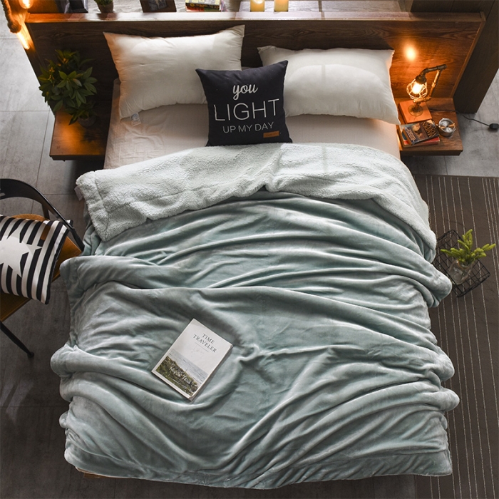 91家纺网 家纺一手货源 找家纺 BOSS 2021新款羊羔绒毛毯羊羔绒毯 抹茶绿