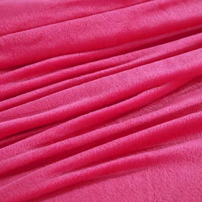 91家纺网 家纺一手货源 找家纺 新丽佳家纺 新款220克法莱绒毛毯赠品毛毯床单礼品盖毯 玫红