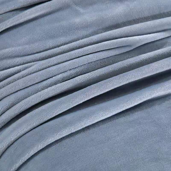 91家纺网 家纺一手货源 找家纺 新丽佳家纺 新款220克法莱绒毛毯赠品毛毯床单礼品盖毯 银灰