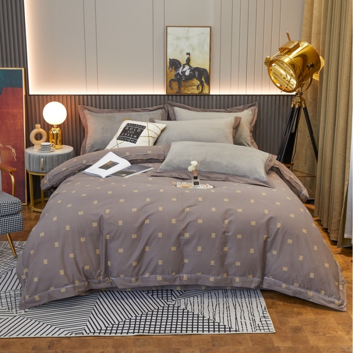 91家纺网 家纺一手货源 找家纺 杜先生2021新款230克牛奶绒拼角被边款四件套 安格斯-灰