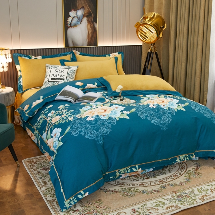 91家纺网 家纺一手货源 找家纺 杜先生2021新款230克牛奶绒拼角被边款四件套富丽满堂-绿