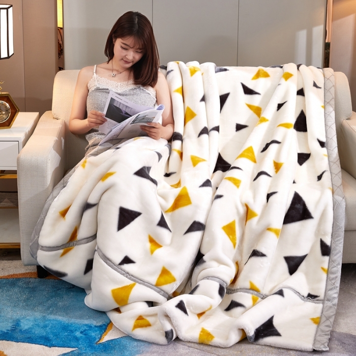 91家纺网 家纺一手货源 找家纺 新款拉舍尔毛毯4-12斤CC-706大三角