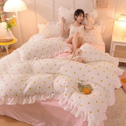 91家纺网 家纺一手货源 找家纺 绒世界 2022新款牛奶绒花边款四件套-爱心 黄-爱心