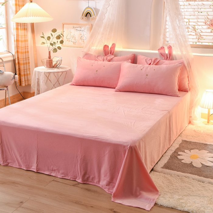 91家纺网 家纺一手货源 找家纺 （总）欧冠 2021新款水晶绒绣花兔耳四件套-萌兔