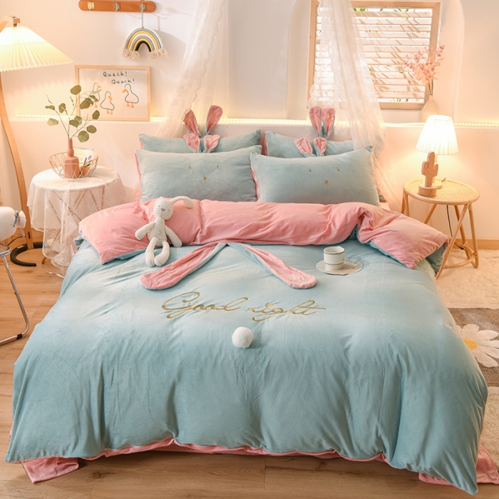 91家纺网 家纺一手货源 找家纺 欧冠 2021新款水晶绒绣花兔耳四件套-萌兔 萌兔蓝玉