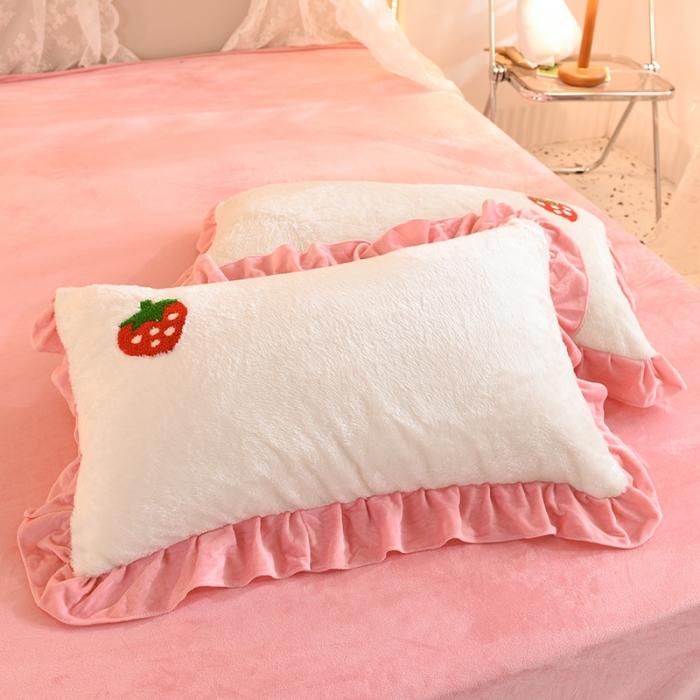 91家纺网 家纺一手货源 找家纺 欧冠 2021新款INS韩式公主兔兔绒四件套 草莓