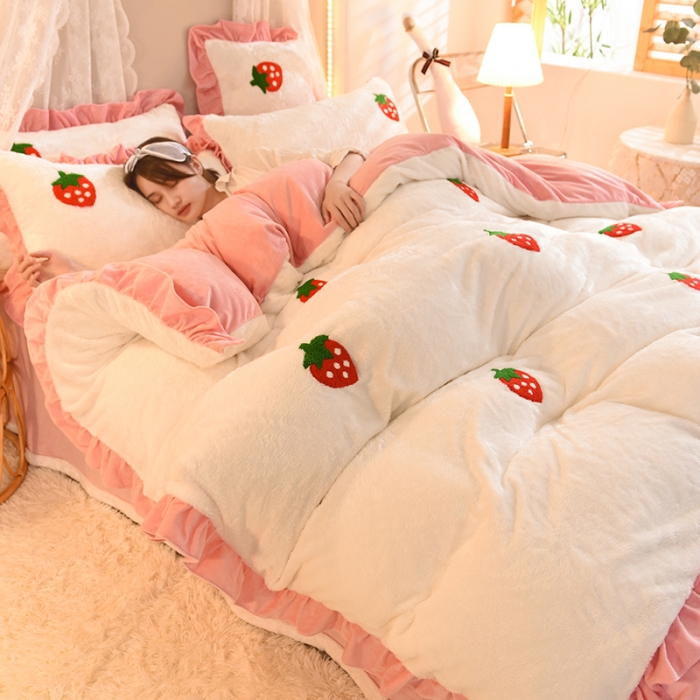 91家纺网 家纺一手货源 找家纺 欧冠 2021新款INS韩式公主兔兔绒四件套 草莓