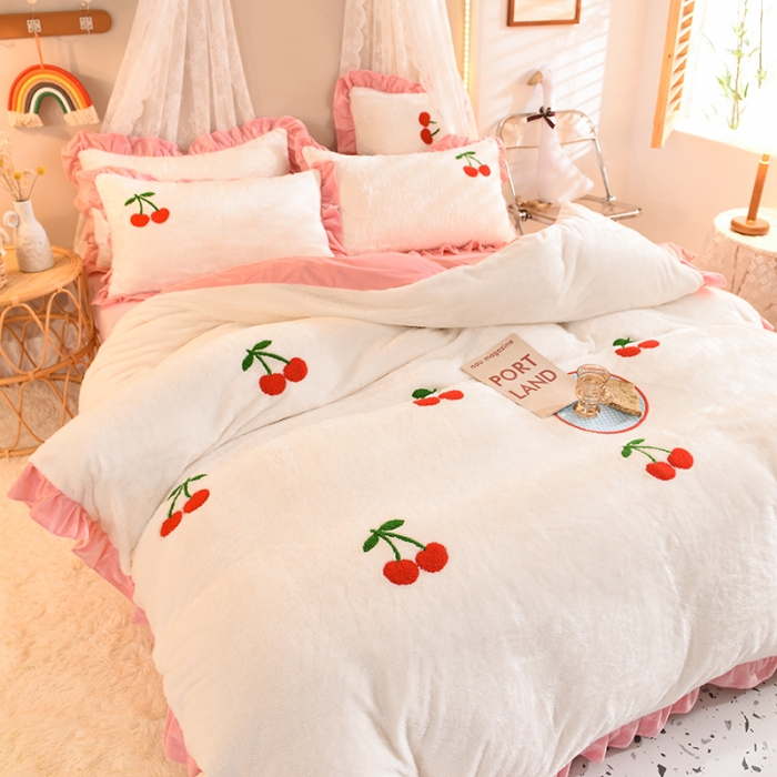 91家纺网 家纺一手货源 找家纺 欧冠 2021新款INS韩式公主兔兔绒四件套 樱桃