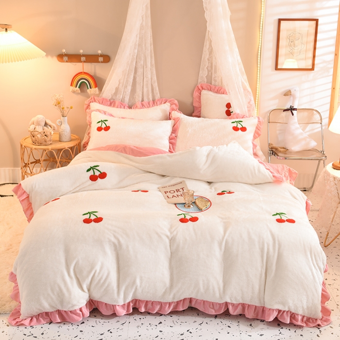 91家纺网 家纺一手货源 找家纺 欧冠 2021新款INS韩式公主兔兔绒四件套 樱桃