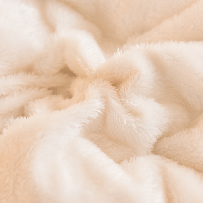 91家纺网 家纺一手货源 找家纺 欧冠 2021新款INS韩式公主兔兔绒四件套 樱桃