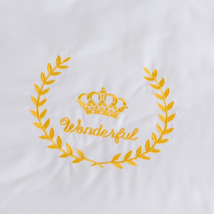 91家纺网 家纺一手货源 找家纺 森林人 2022新款立体刺绣大豆纤维被-皇冠 立体刺绣-象牙白