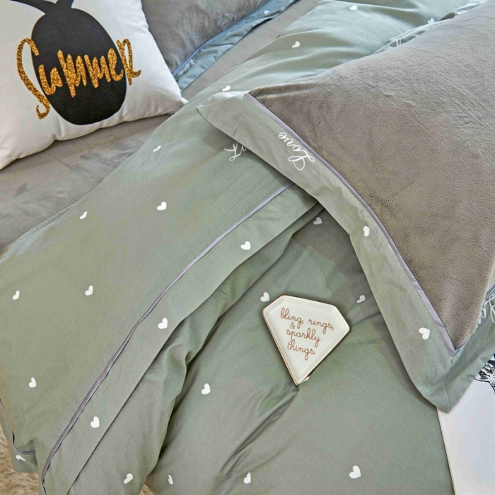 91家纺网 家纺一手货源 找家纺 杜先生 2021新款拼角被边款澳绒牛奶绒四件套 小爱心-绿
