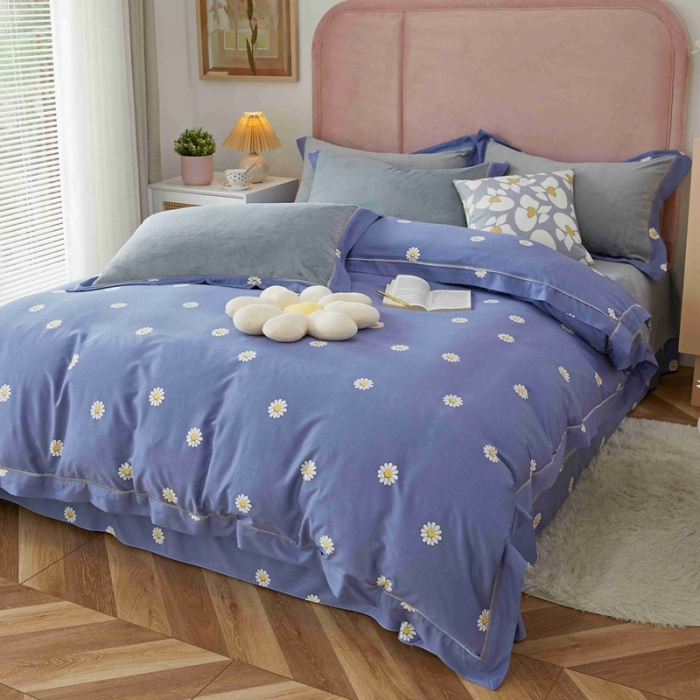 91家纺网 家纺一手货源 找家纺 杜先生 2021新款拼角被边款澳绒牛奶绒四件套 小雏菊-蓝