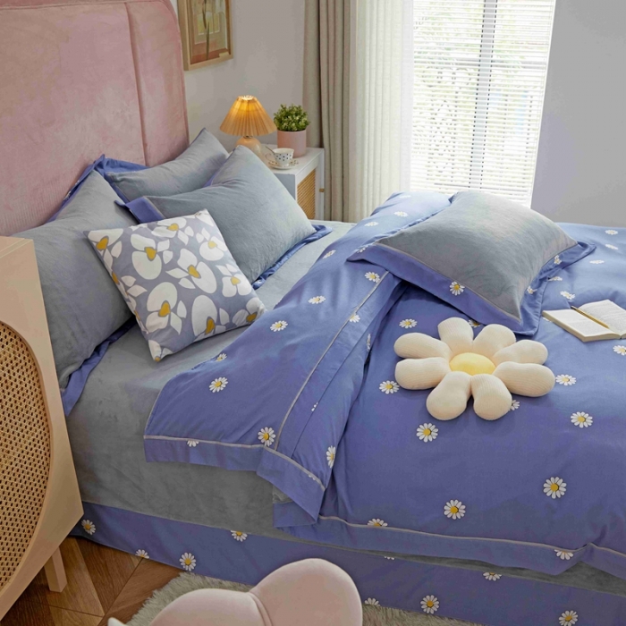 91家纺网 家纺一手货源 找家纺 杜先生 2021新款拼角被边款澳绒牛奶绒四件套 小雏菊-蓝