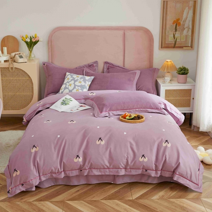 91家纺网 家纺一手货源 找家纺 杜先生 2021新款拼角被边款澳绒牛奶绒四件套 小樱桃-豆沙