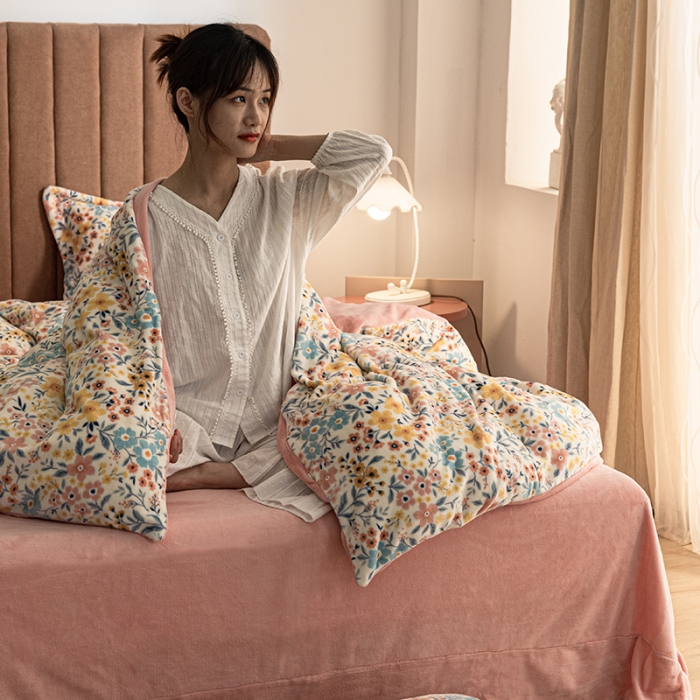 91家纺网 家纺一手货源 找家纺 佳梦家纺 2021新款牛奶绒印花四件套 兰灵