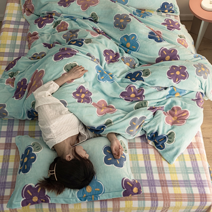 91家纺网 家纺一手货源 找家纺 佳梦家纺 2021新款牛奶绒印花四件套 绿篱