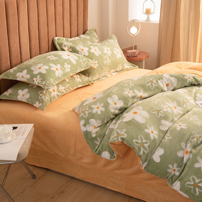 91家纺网 家纺一手货源 找家纺 佳梦家纺 2021新款牛奶绒印花四件套 清野