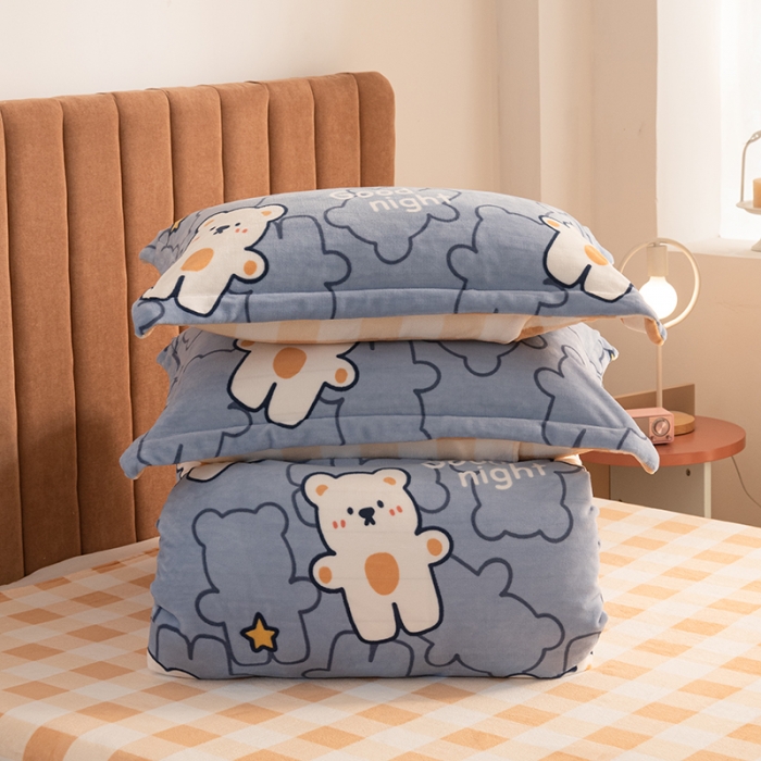 91家纺网 家纺一手货源 找家纺 佳梦家纺 2021新款牛奶绒印花四件套 晚安熊